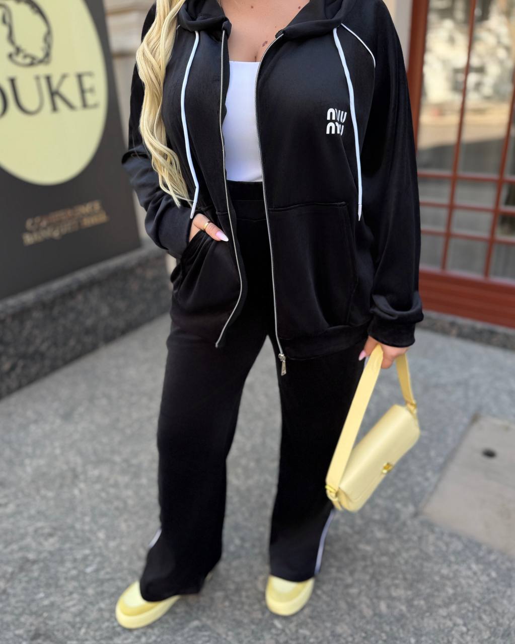 Костюм 16092502